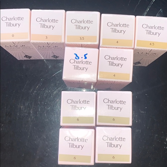 Charlotte Tilbury Magic foundation fond de feint - Picture 8 of 11